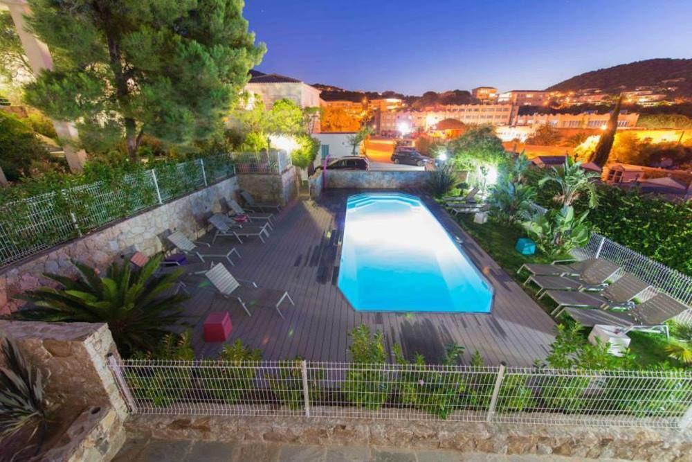 Résidence Le Clos Saint Paul LʼÎle-Rousse Extérieur photo